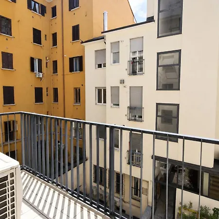 Big Downtown 5 Giornate Apartment Milan
